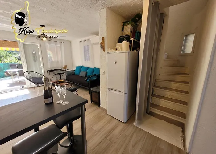 Hébergement de vacances T3 Classée 3 étoiles Proche à Pied San Cipriano San Ciprianu