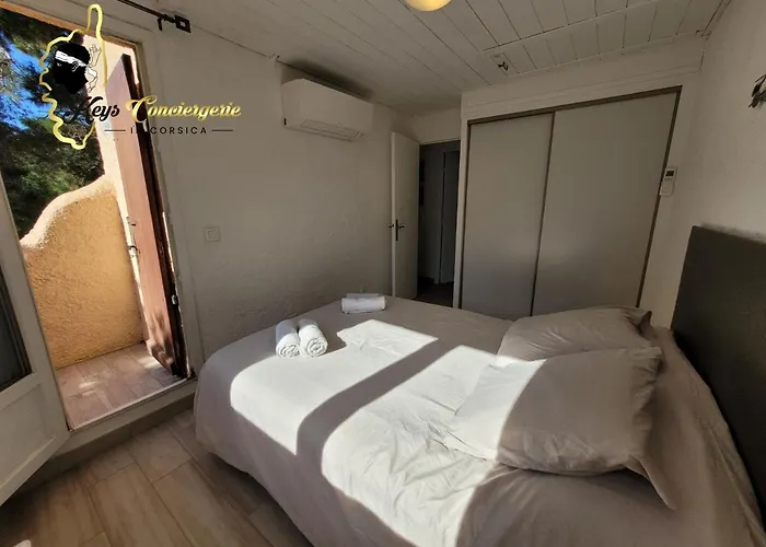 Hébergement de vacances T3 Classée 3 étoiles Proche à Pied San Cipriano *