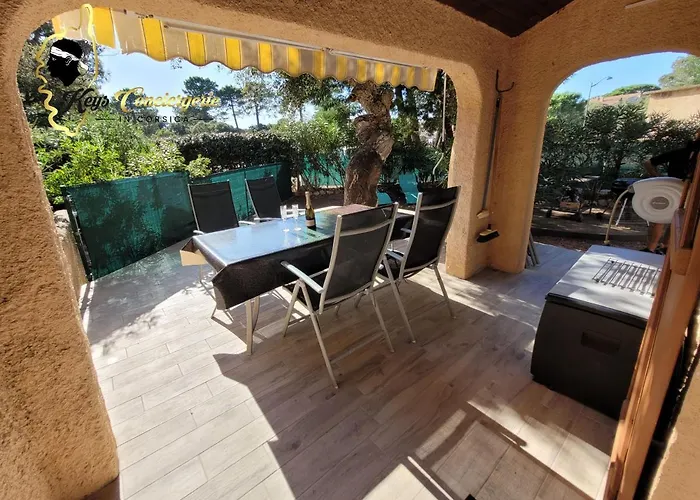 T3 Classée 3 étoiles Proche à Pied San Cipriano Hébergement de vacances San Ciprianu